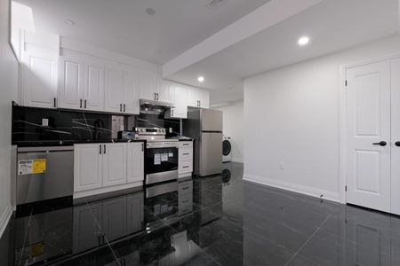 For Lease - 28 Elverton Crescent Unit# Basement, Brampton, Ontario - Photo 5