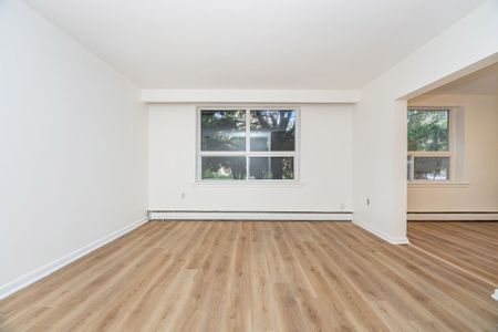 For Lease - 2144 Lilnan Court Unit# 4, Burlington, Ontario - Photo 3