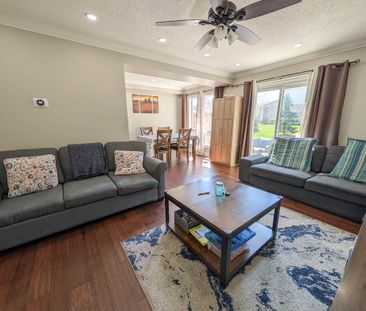 5020 Friesen Blvd, Beamsville - 3 Bedroom Townhouse - Photo 3