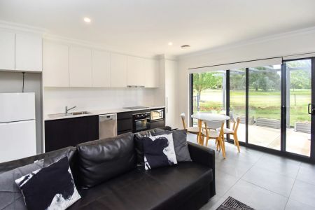 Fully Furnished One Bedroom Apartment - Photo 5