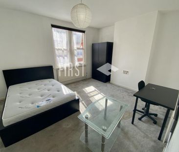 5 bedroom terraced house to rent - Photo 1