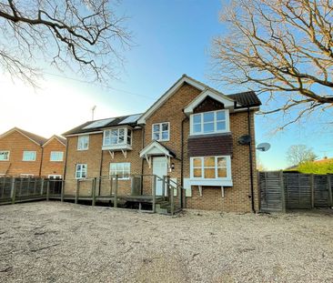 Hawthorn Close, Woking, Surrey, GU22 0BZ - Photo 4