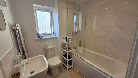 Phoenix Court, Burnthouse Lane, EX2 - Photo 2