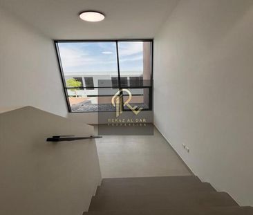 SPECIAL UNIT_BRAND NEW_FULL PRIVACY_FULL CORNER!! - Photo 6