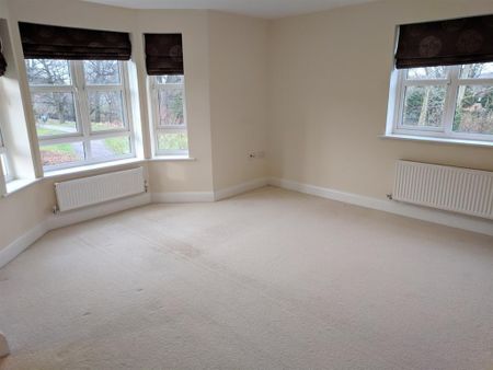 MiddlewoodClose, SOLIHULL - Photo 4