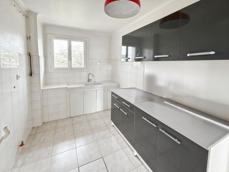 Location Appartement 4 pièces 68m² ANTIBES 06160 - Photo 5