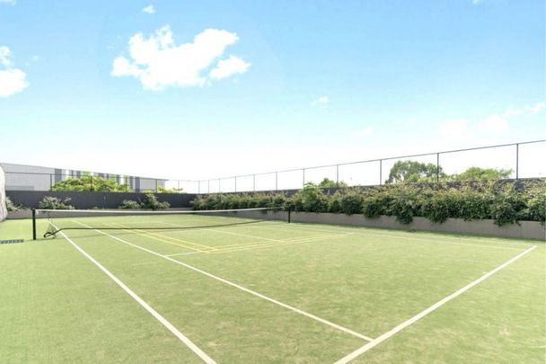 'Centenary Park' estate provides a resort-style lifestyle - Photo 1