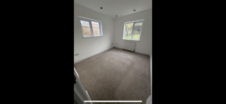 Alexandra Grove, N12 8HE, London - Photo 2