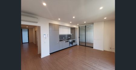 Spacious Modern 1-Bedroom Apartment in Royal Shores Ermington | Over 80sqm Living - Photo 3