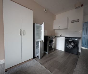 Studio Flat, Middleborough Road, CV1 - Photo 3
