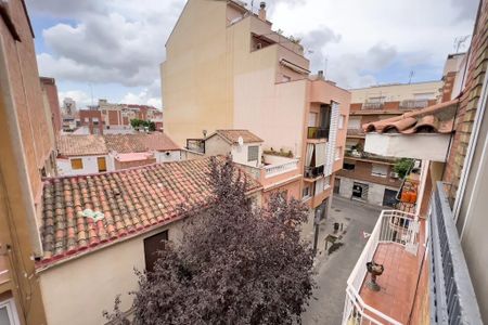 Carrer del Vallès, Barcelona, Catalonia 08030 - Photo 4