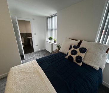 9 bedroom house to rent - Photo 2