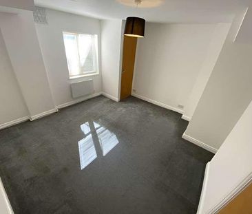 Conference Road, Armley, Leeds, LS12 - Photo 6