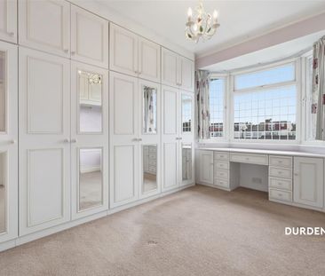 Stradbroke Grove, Clayhall - Photo 6