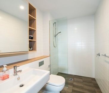 Premium Living - Photo 2