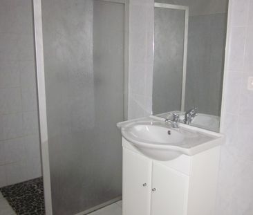 Location Appartement 3 pièces 69m² ST AVOLD 57500 - Photo 3