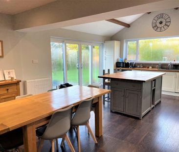 5 bedroom detached bungalow to rent - Photo 4