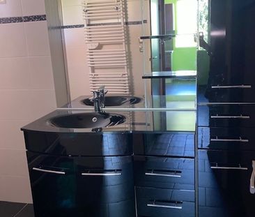 Location Appartement 3 pièces 73m² - Photo 6