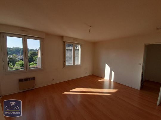 Location Appartement 1 pièce 28m² POITIERS 86000 - Photo 1