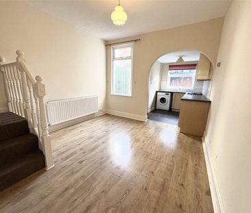 2 bedroom terraced house to rent - Photo 2