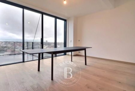 Avenue Louise – 2 bedroom apartment + terrace - Photo 3