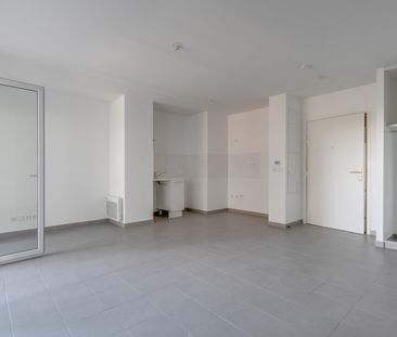 location Appartement T2 DE 44.6m² À NICE - Photo 2