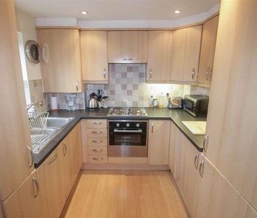 Waterloo Road, Salisbury, SP1 - Photo 3