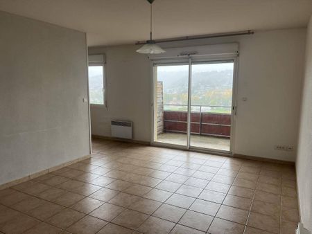 Location appartement t2 45 m² à Villefranche-de-Rouergue (12200) - Photo 2