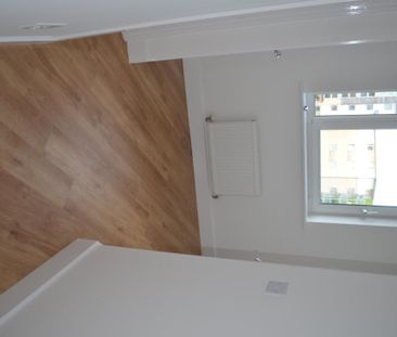 HUNTINGDON - Photo 2