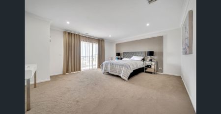 Stylish and Spacious Family Living in Clyde North!! - Photo 3