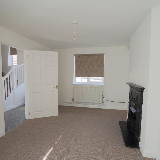 2 bedroom semi-detached house to rent - Photo 1
