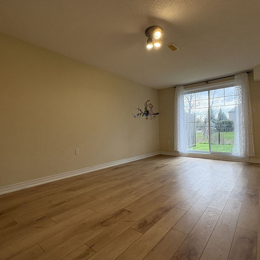 For Lease - 60 CLOVERLEAF Drive Unit# 2, Hamilton, Ontario - Photo 1