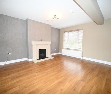 60 The Green, Dunmurry, Belfast, BT17 0QA - Photo 2