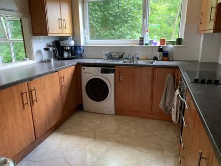 Glenwood Avenue, Southampton - Photo 4