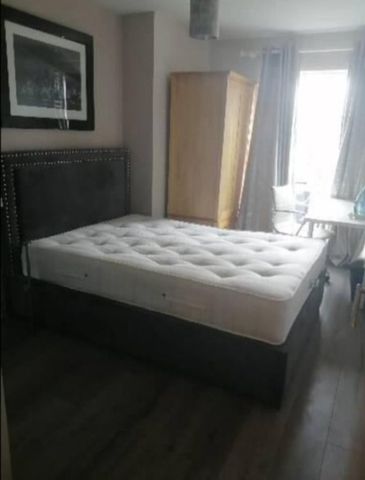 Room in a Shared Flat, Heritage Avenue, NW9 - Photo 3