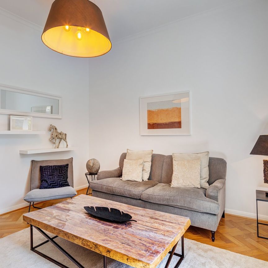 Modern design, central Schwabing - Photo 1