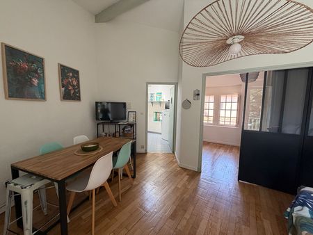 Location Appartement 3 pièces 66m² NIMES 30000 - Photo 3