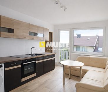 3 pok. + 2 balkony, w domku jednorodzinnym - Zdjęcie 4