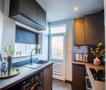 Marshall Terrace (Room 2), Crossgates, Leeds - Photo 4