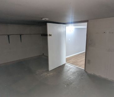 For Lease - 24 Hodgins Avenue, Georgina, Ontario - Photo 2