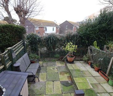 2 bedroom terraced house to rent - Photo 4