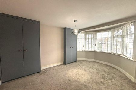 4 bedroom terraced house to rent - Photo 5