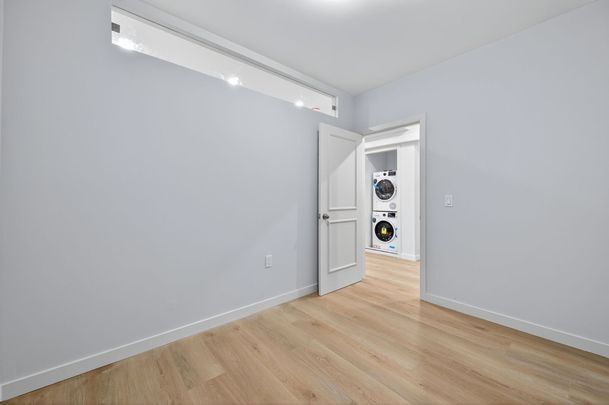 For Lease - 19 Candis Drive Unit# B, Toronto, Ontario - Photo 1