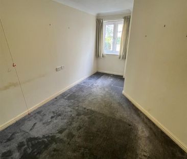 1 bedroom Flat To Let - Photo 5