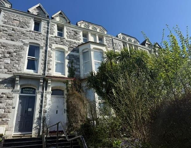 Houndiscombe Road, Plymouth - Photo 1