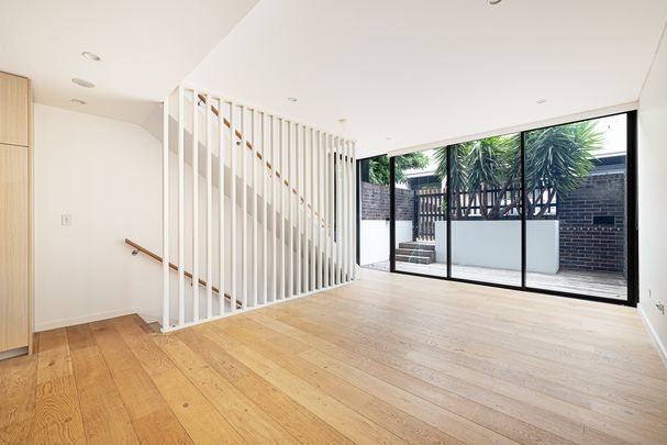 10 Barr Street, Camperdown NSW 2050 - House For Rent | Domain - Photo 1