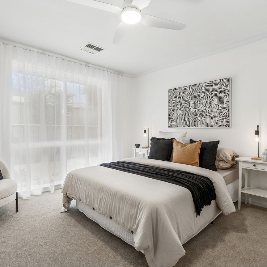 Open The Door To Light-filled Living - Photo 1