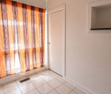 For Lease - 540 Mccowan Road Unit# Main Floor, Toronto, Ontario - Photo 2