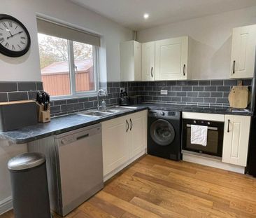 2 bedroom terraced house to rent - Photo 5