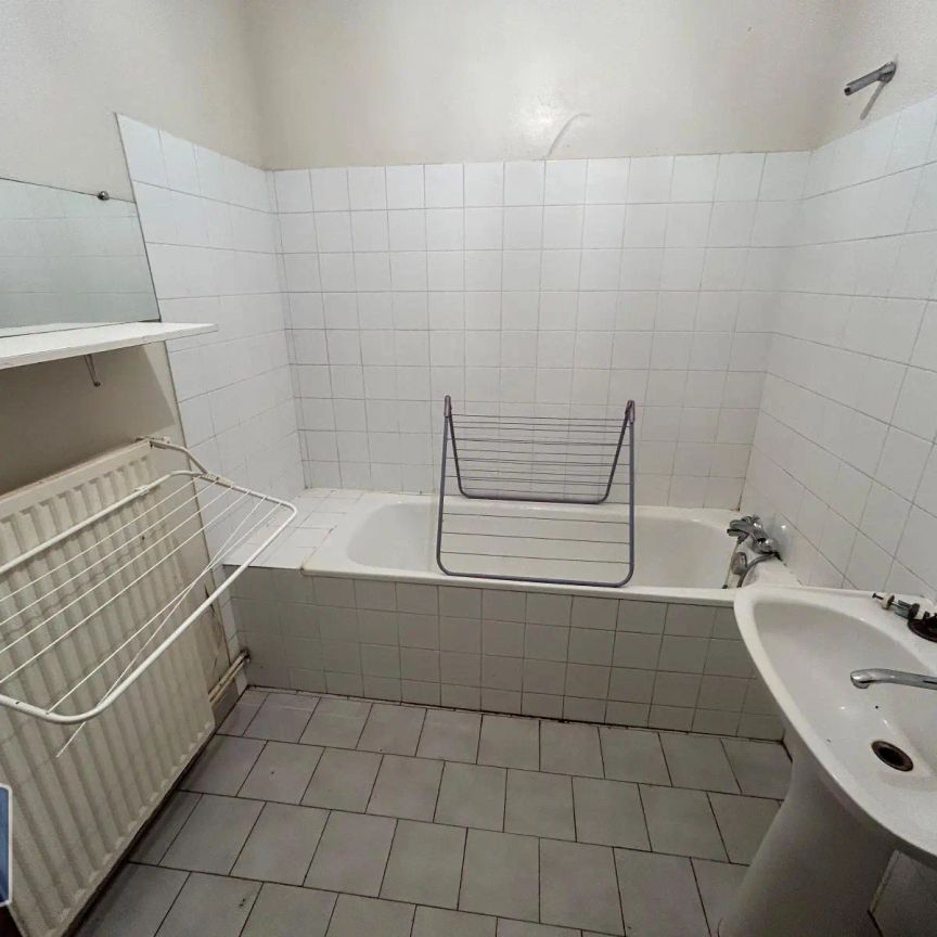 Appartement à louer 4 pièces 92.11m² - Photo 1